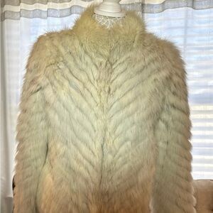 Elegant Cream Genuine Saga Fox Fur Jacket